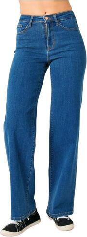 Judy Blue Classic High Rise Straight Jeans in Saudi Arabia