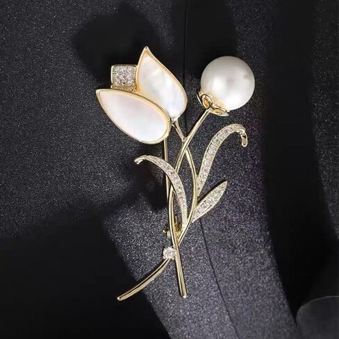 بروش زهرة التوليب اللطيفة دبوس من حجر الراين واللؤلؤ للنساء مجوهرات حفلات الربيع والصيف (أبيض) in Kuwait