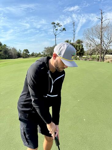 Logie Joe's UFO Golf Hat | Snapback Cap | Built-in Magnetic Ball Marker Holder + Marker Included | Adjustable | Alien Grey in Kuwait