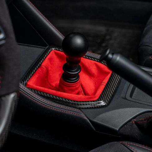 مجموعة أحذية Billetworkz Shift وE-Brake Boot Combo لدليل Subaru WRX (2022+) - مصنوعة من نسيج ميكروسويد ممتاز، وخياطة باللون الأحمر والأسود in Kuwait