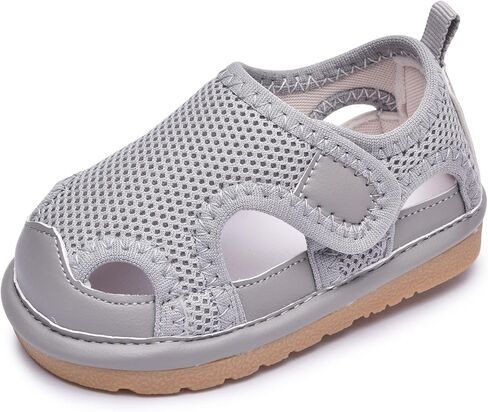 أحذية للأطفال الصغار تصدر صوت صرير للأولاد والبنات أحذية رياضية شبكية قابلة للتنفس صنادل مسطحة (أصوات صرير قابلة للإزالة) in Kuwait