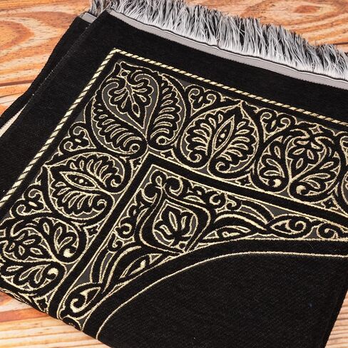 سجادة صلاة إسلامية مخملية سوداء فاخرة - جنماز ناعمة قابلة للطي لصلاح المسلم، سجادة صلاة محمولة بتصميم إسلامي أنيق - مثالية للسفر والحج والعمرة وهدية العيد in Kuwait