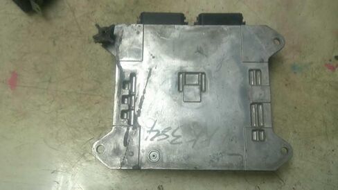 وحدة التحكم ECM للمحرك تناسب 06-07 متوافقة مع Mazda 5 L3P6 18 881F L3P618881F in Saudi Arabia