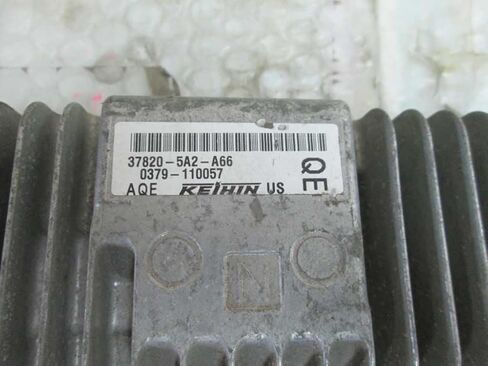 وحدة التحكم في المحرك ECM 2.4L تناسب 13 متوافقة مع Honda Accord 37820-5A2-A66 378205A2A66 in Saudi Arabia