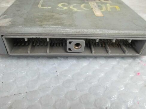 وحدة التحكم في المحرك ECM 2WD تناسب 99 متوافقة مع Nissan Frontier MEC04-031 A2 MEC04031A2 in Saudi Arabia