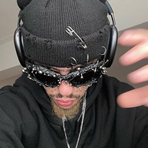 نظارات شمسية من Bullabulling Cool Rock Punk Spike بإطار معدني مرصع باللون الأسود in Kuwait