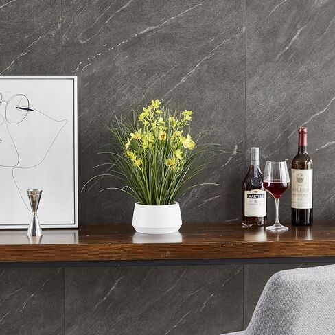 365 ديكور مزهر 16.5 بوصة نبات عشب البصل الأصفر الاصطناعي في وعاء أبيض حديث مع حصى زخرفية - عشب صناعي مع زهور صفراء، تجميع مجاني للمنزل، سطح الطاولة، الرف وديكور سطح الطاولة in Kuwait