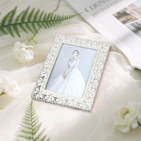 إطارات صور عتيقة مقاس 4 × 6، إطار معدني مع زجاج عالي الدقة مزخرف بالزهور لصور الزفاف والصور الشخصية، فكرة هدية فريدة من نوعها، هدايا عيد الحب/عيد الأم in Kuwait
