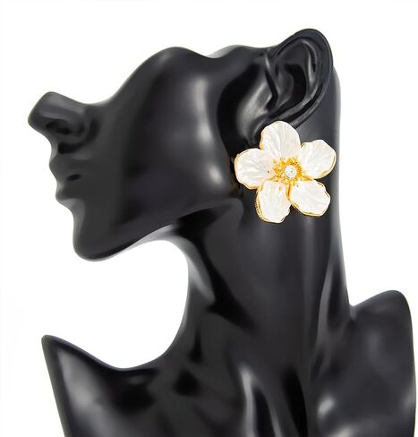 Dainty Textured Shell Flower Crystal Gold Earrings for women Trendy Exquisite Sparkly Cubic Zircon Stud Earring Y2K Prom Party Floral Jewelry Gifts in Kuwait