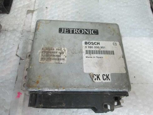 1989-1993 Compatible with Volvo 240 740 940 Engine Control Module 9 146 223 9146223 in Saudi Arabia