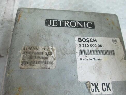 1989-1993 Compatible with Volvo 240 740 940 Engine Control Module 9 146 223 9146223 in Saudi Arabia