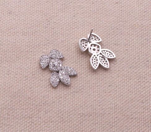 أقراط ميغان ماركل بروفة العشاء المكعبة من الزركونيا مستوحاة in Kuwait