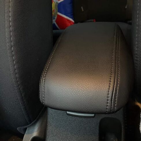 غطاء وحدة التحكم المركزية للسيارة Hyundai Creta ix25 2015 2016 2017-2019، غطاء مسند ذراع السيارة من جلد البولي يوريثان غطاء حماية صندوق وحدة التحكم المركزية (أسود) in Kuwait