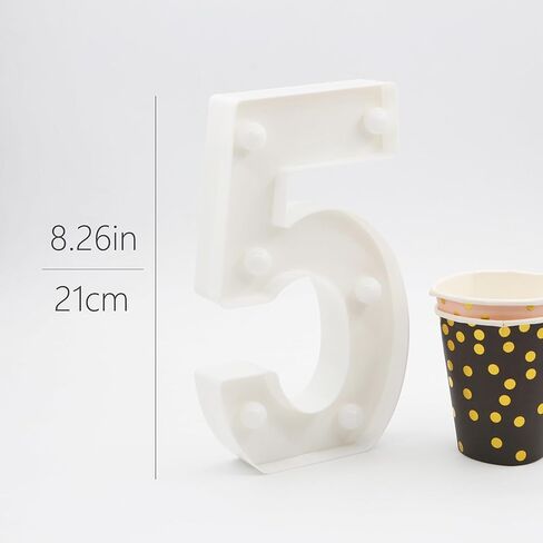 زينة عيد الميلاد الثاني والعشرون للنساء، 22 ديكور للحفلات للرجال، أرقام مضيئة 22 لافتة طاولة مركزية، 22 هدية عيد ميلاد لها وله in Kuwait