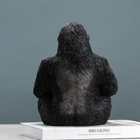 تمثال غوريلا يأكل الموز - تمثال غوريلا أسود من الراتنج 9.4 بوصة، مناسب لديكور المنزل على سطح المكتب الداخلي، ديكور بطابع الحياة البرية لعشاق الرئيسيات in Kuwait