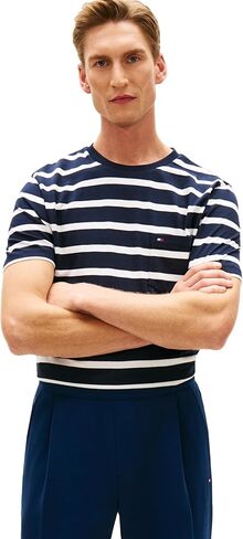 تي شيرت Tommy Hilfiger رجالي بأكمام قصيرة من القطن بياقة دائرية مع جيب بمقاس عادي in Saudi Arabia