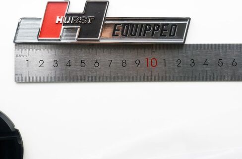 قطعتان من شعار هيرست المجهز ثلاثي الأبعاد 1361000 لوحة شعار شارة شيفتر in Kuwait