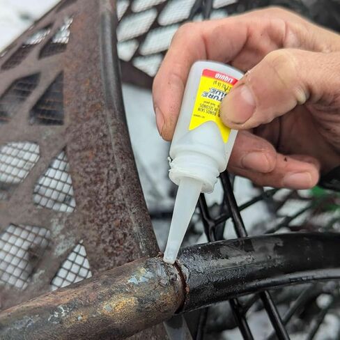 صمغ المستقبل - صمغ احترافي عالي الأداء، زجاجة 6 جرام، شفاف - ترابط فوري، يعمل على الأسطح المتسخة والدهنية، مقاوم لدرجة الحرارة والمواد الكيميائية (عبوة من قطعة واحدة) in Kuwait