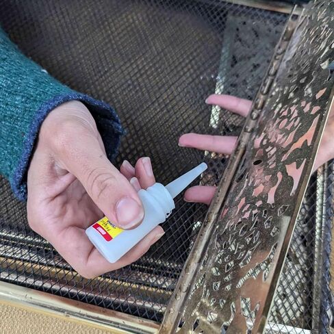 صمغ المستقبل - صمغ احترافي عالي الأداء، زجاجة 6 جرام، شفاف - ترابط فوري، يعمل على الأسطح المتسخة والدهنية، مقاوم لدرجة الحرارة والمواد الكيميائية (عبوة من قطعة واحدة) in Kuwait