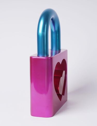 Abstract Sculpture Decor Modern Arts Lover Figurine Heart Decor Table Centerpiece Statue Polyresin 11.4 inch in Kuwait