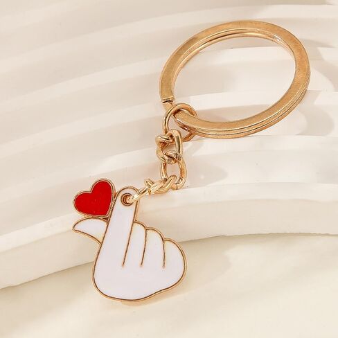 سلسلة مفاتيح على شكل قلب بإصبع محظوظ، سحر يد الحب بالمينا الذهبية، إكسسوارات عصرية رائعة للأزواج، هدية تذكارية للحب المتبادل، قلادة متعددة الوظائف in Kuwait