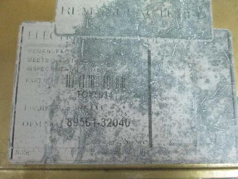 Engine ECM Control Module Center Dash Fits 83 Camry 89561-32040 8956132040 in Saudi Arabia