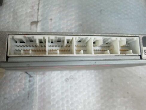 Engine ECM Control Module Fits 02-03 Sienna 89661-08080 8966108080 in Saudi Arabia