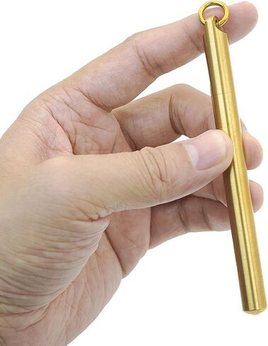 قلم نحاسي صغير - جيب صغير مصنوع يدويًا من النحاس الصلب بتصميم كلاسيكي وقلم سلسلة مفاتيح مع كتابة سلسة، يتضمن عبوتين احتياطيتين وحقيبة هدايا in Kuwait