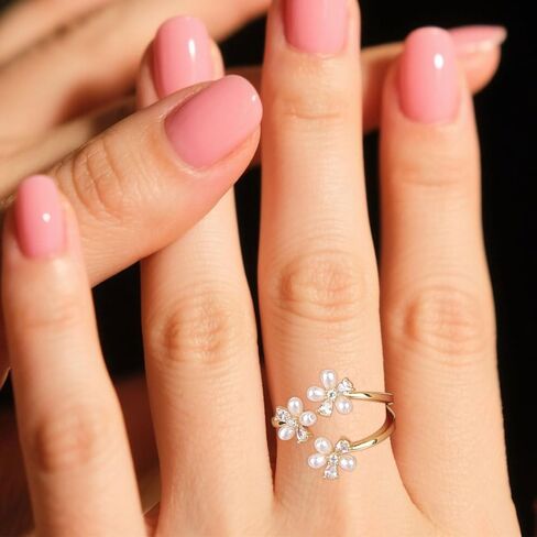 Dainty Flower Ring for Women, Adjustable Pearl Open Statement Ring Sparkling Cubic Zirconia Daisy Jewelry Accessories for Women in Saudi Arabia