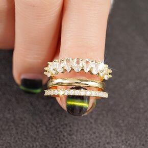 A Set of Shiny Zirconia Three-piece Set Rings Geometric Design Rings for Women Exquisite Light Luxury Rings Ladies Fine Jewelry Daily Life Dating Decor For Prom Party in Kuwait