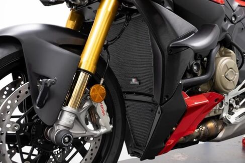Evotech Radiator Guard Kit compatible for Ducati Streetfighter V4 Models. Year 2025 onwards. PRN018192-018198 in Saudi Arabia