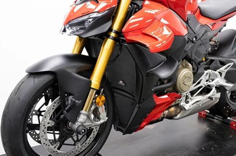 Evotech Radiator Guard Kit compatible for Ducati Streetfighter V4 Models. Year 2025 onwards. PRN018192-018198 in Saudi Arabia
