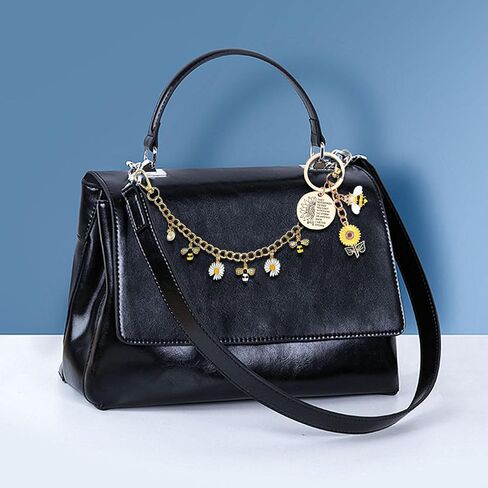 قطعتان من حليات حقيبة النحلة ديزي اللؤلؤية - سلاسل حقائب ذهبية اللون مع سلاسل مفاتيح على شكل نحلة وعباد الشمس، سلسلة تمديد قابلة للتبديل لحقائب اليد والمحافظ وحقائب اليد الكبيرة وإكسسوارات حزام كروس للنساء in Kuwait