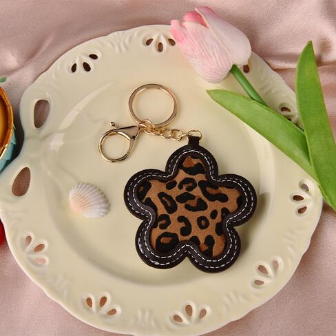 Leopard Printed Flower Shaped Keychain Cheetah Print Floral Bag Charm Flower Pendant Keyring for Women Backpack Purse Handbag Decor Bags Charm Accessories Keys Holder Car Door Key Organizer in Kuwait