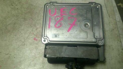 Engine ECM Control Module 2.0L Fits 11 Volkswagon EOS 06J 906 027 AA 06J906027AA in Saudi Arabia