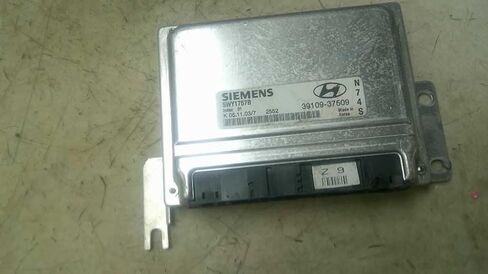 Engine ECM Control Module 2.7L Fits 04 Santa FE 39109-37509 3910937509 in Saudi Arabia