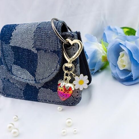 لطيف قزحي الألوان الفراولة المفاتيح Kawaii القلب زهرة ديزي حقيبة سحر محفظة ظهره اكسسوارات الديكور للفتيات النساء هدية in Kuwait
