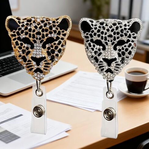 بكرة شارة أكريليك قابلة للسحب مع مشبك التمساح - قطة سوداء غاضبة تحمل كلا. Coffee Cup Badge Holder, Cute Cartoon Nurse ID Clip for Medical Workers/Office Staff/XPJ-01 in Kuwait