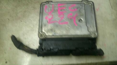 Engine ECM Control Module 2.0L Fits 16-17 Compatible with Audi Q3 8U0 907 115 L 8U0907115L in Saudi Arabia