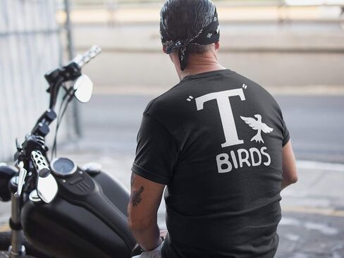 T Birds قميص أسود Greaser قميص تي شيرت أسود أبيض Lightning Rocker 1950s 50s فيلم الزي S M L XL 2X 3X جورب هوب رجل رجل الرقص الموسيقى جديد in Kuwait