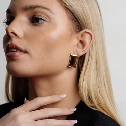 Gold Rectangle Statement Earrings – Modern Lightweight Fashion Jewelry for Women in Kuwait