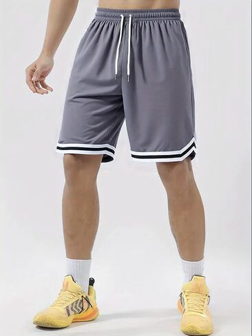 Men's Casual Pockets Striped Cropped Pleated Shorts in Saudi Arabia