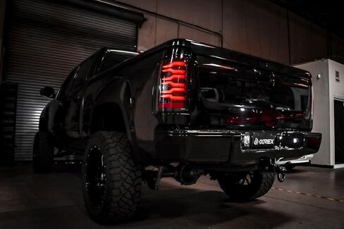 مصابيح خلفية AlphaRex متوافقة مع 07-14 GMC Sierra LUXX-Series LED Alpha-Black in Kuwait