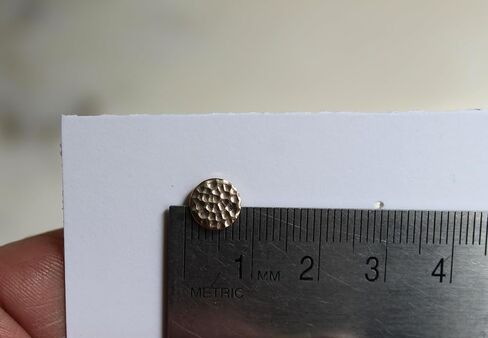 Hammered Gold Circle Earrings, Dot Stud Earrings, 8mm Yellow Gold Filled Stud Earrings, Polished Finish, Minimalist Jewelry, Round Earrings in Kuwait