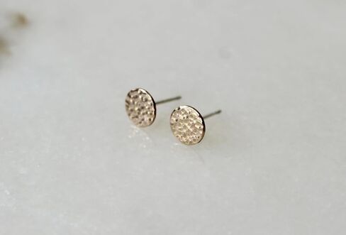 Hammered Gold Circle Earrings, Dot Stud Earrings, 8mm Yellow Gold Filled Stud Earrings, Polished Finish, Minimalist Jewelry, Round Earrings in Kuwait
