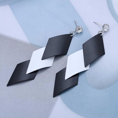Vintage Long Square Dangle Earrings Metal Square Drop Earrings Black White Squares Earring Exaggerated Geometric Earring Jewelry for Women in Saudi Arabia