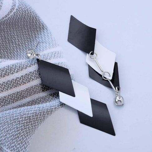 Vintage Long Square Dangle Earrings Metal Square Drop Earrings Black White Squares Earring Exaggerated Geometric Earring Jewelry for Women in Saudi Arabia