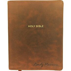 شخصية الكتاب المقدس يوميات NKJV | نسخة الملك جيمس الجديدة | اسم محفور مخصص | الكتاب المقدس لدراسة الهامش الواسع | هدية مسيحية للرجال والنساء in Kuwait