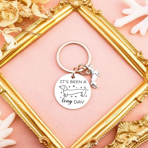 Ibiwe Dachshund Gifts For Women Men Keychain Weiner Dog Gifts For Dog Lovers Funny Dachshund Dog Mom Dad Christmas Mothers Day Valentines Day Birthday Gift For New Puppy Owners Jewelry in Saudi Arabia