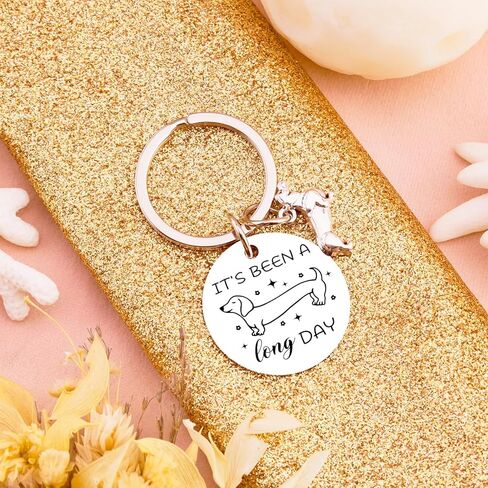 Ibiwe Dachshund Gifts For Women Men Keychain Weiner Dog Gifts For Dog Lovers Funny Dachshund Dog Mom Dad Christmas Mothers Day Valentines Day Birthday Gift For New Puppy Owners Jewelry in Saudi Arabia